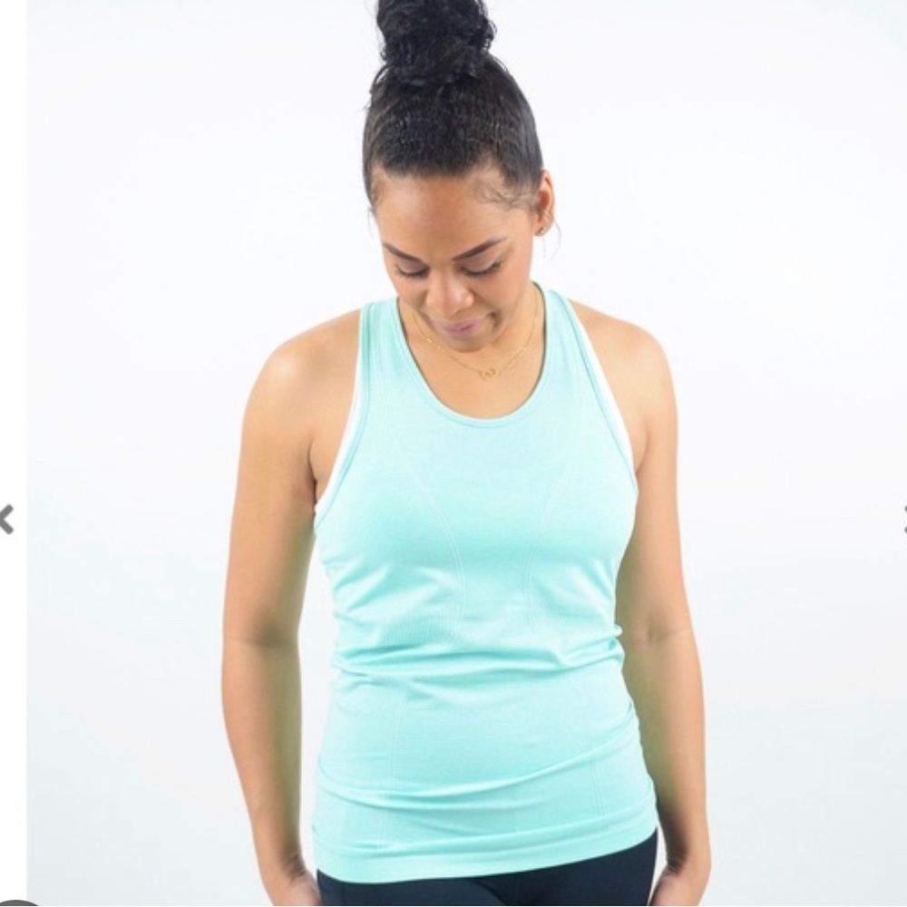 Zyia Chargered sculpted tank top. Size large.